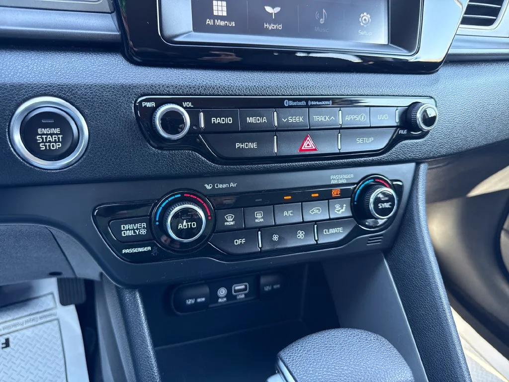 Used 2018 Gray Kia LX image 18