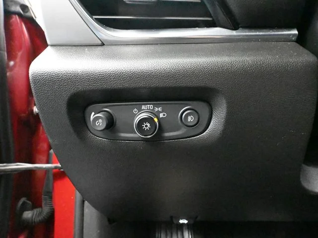 2021 Chevrolet Traverse 1LT - Photo 27