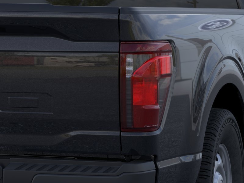 New 2026 Agate Black Metallic Ford XL image 21