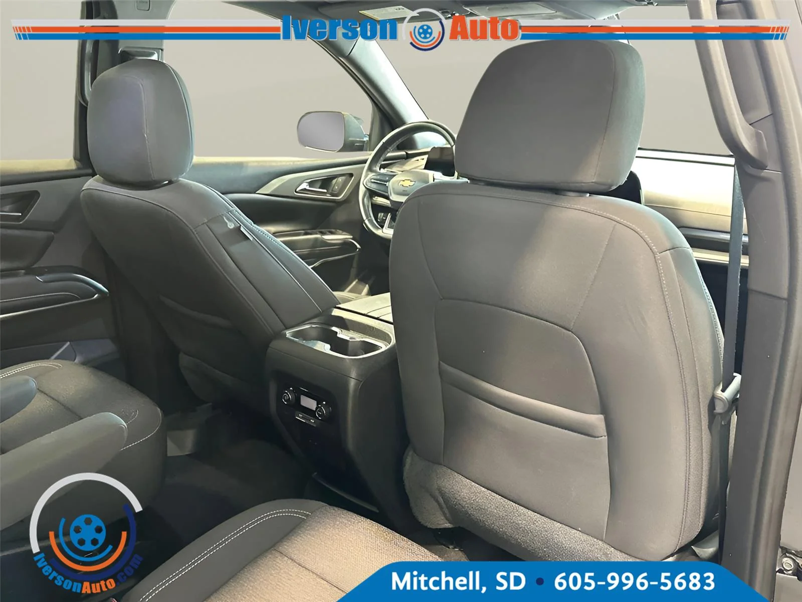 Used 2024 Mosaic Black Metallic Chevrolet AWD LT image 34