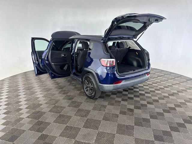 Used 2018 Blue Jeep Sport image 20