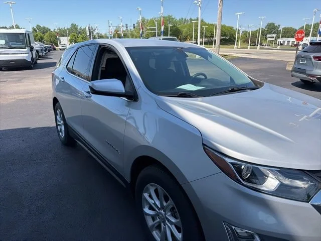 Used 2019 SILVER ICE METALLIC Chevrolet LT image 2