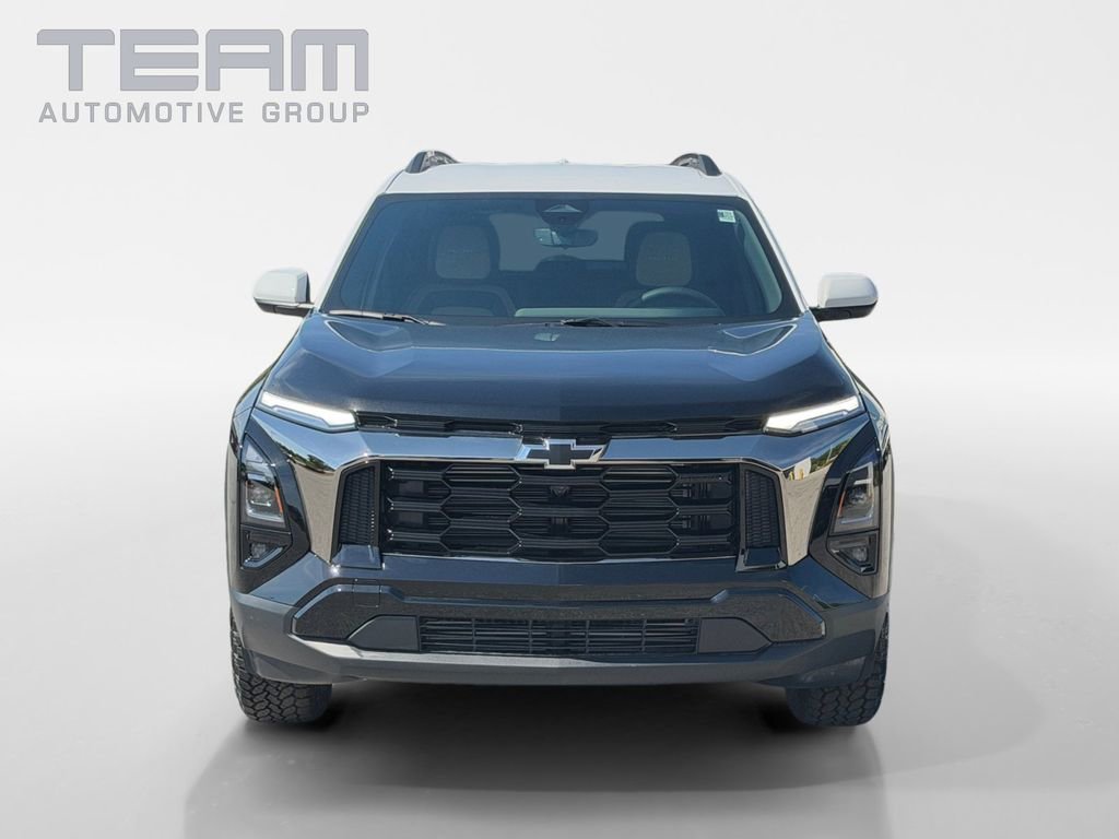 New 2026 Mosaic Black Metallic Chevrolet ACTIV image 2