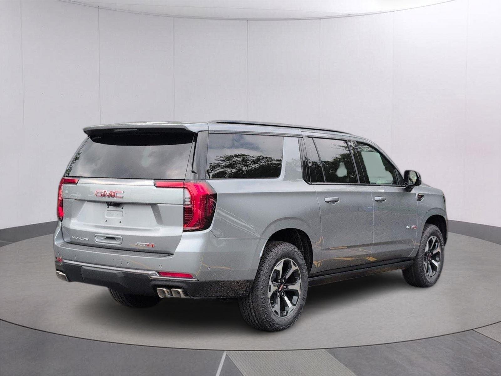 New 2026 Sterling Metallic GMC AT4 image 7