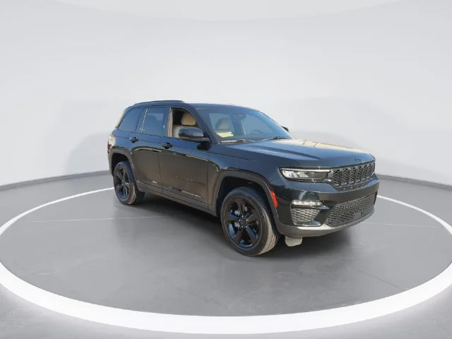 Used 2025 Black Jeep Limited image 2