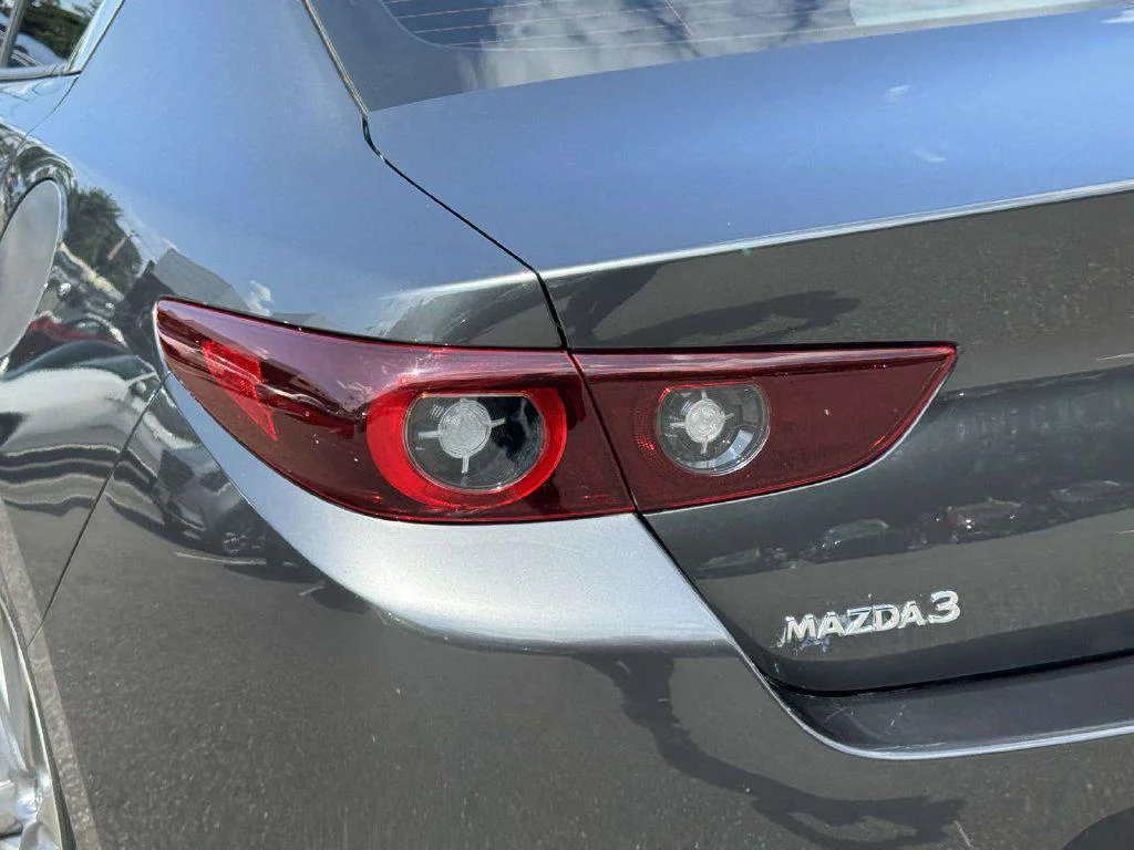 Used 2024 Machine Gray Metallic Mazda 2.5 S Preferred image 13