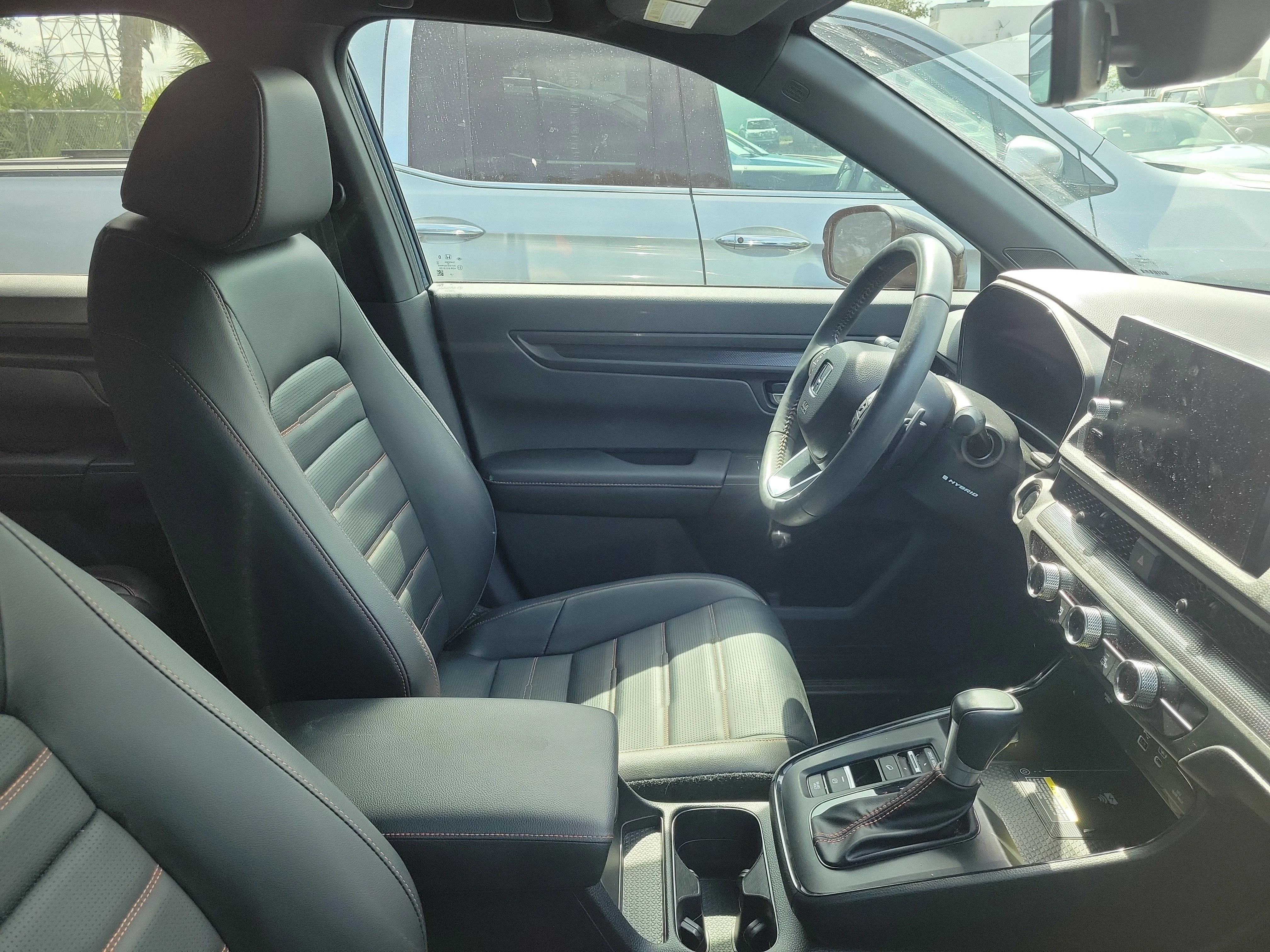 Certified Used 2025  Honda Sport-L image 3