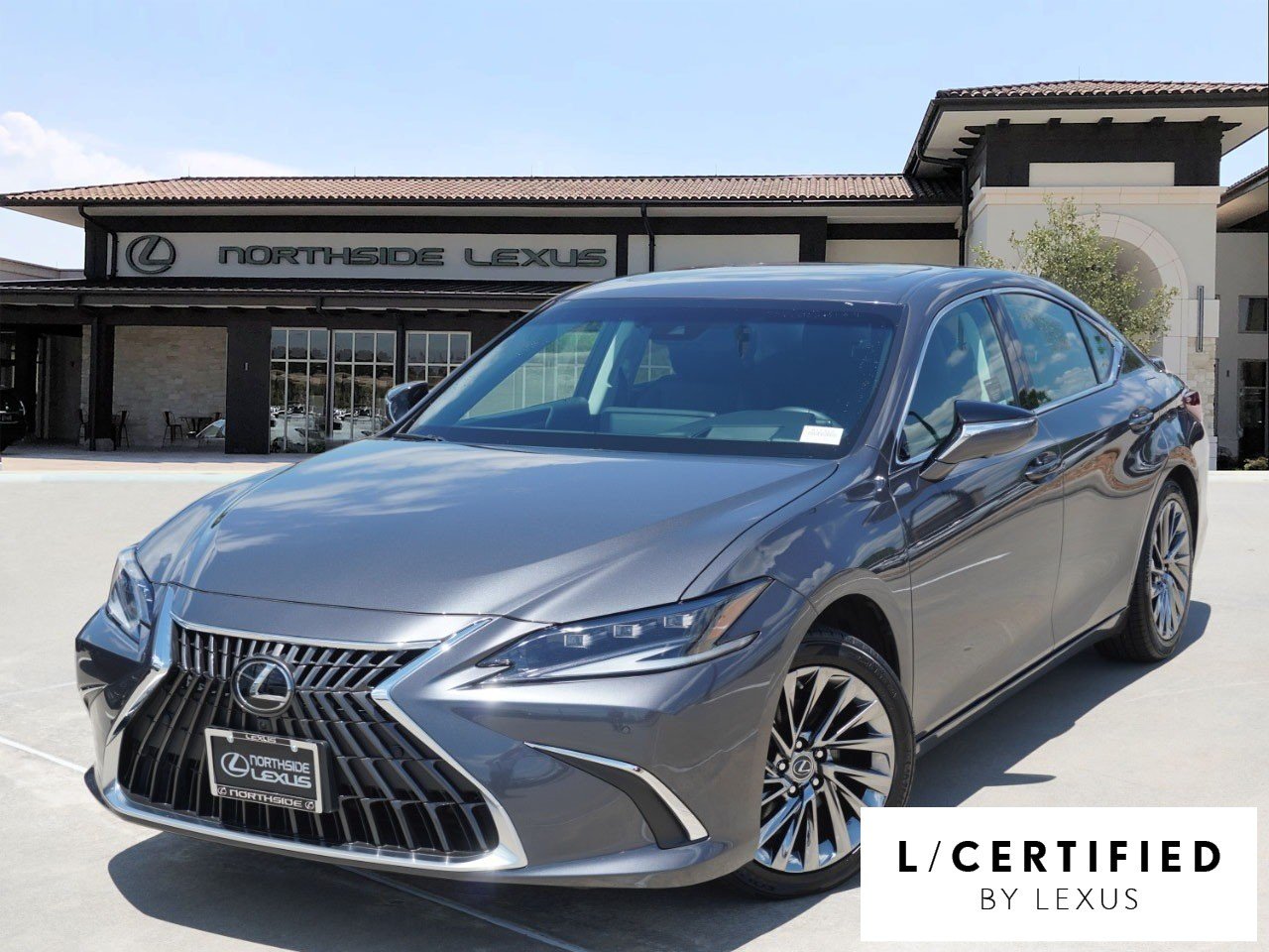 2024 Lexus ES 300h 300h Ultra Luxury's photo