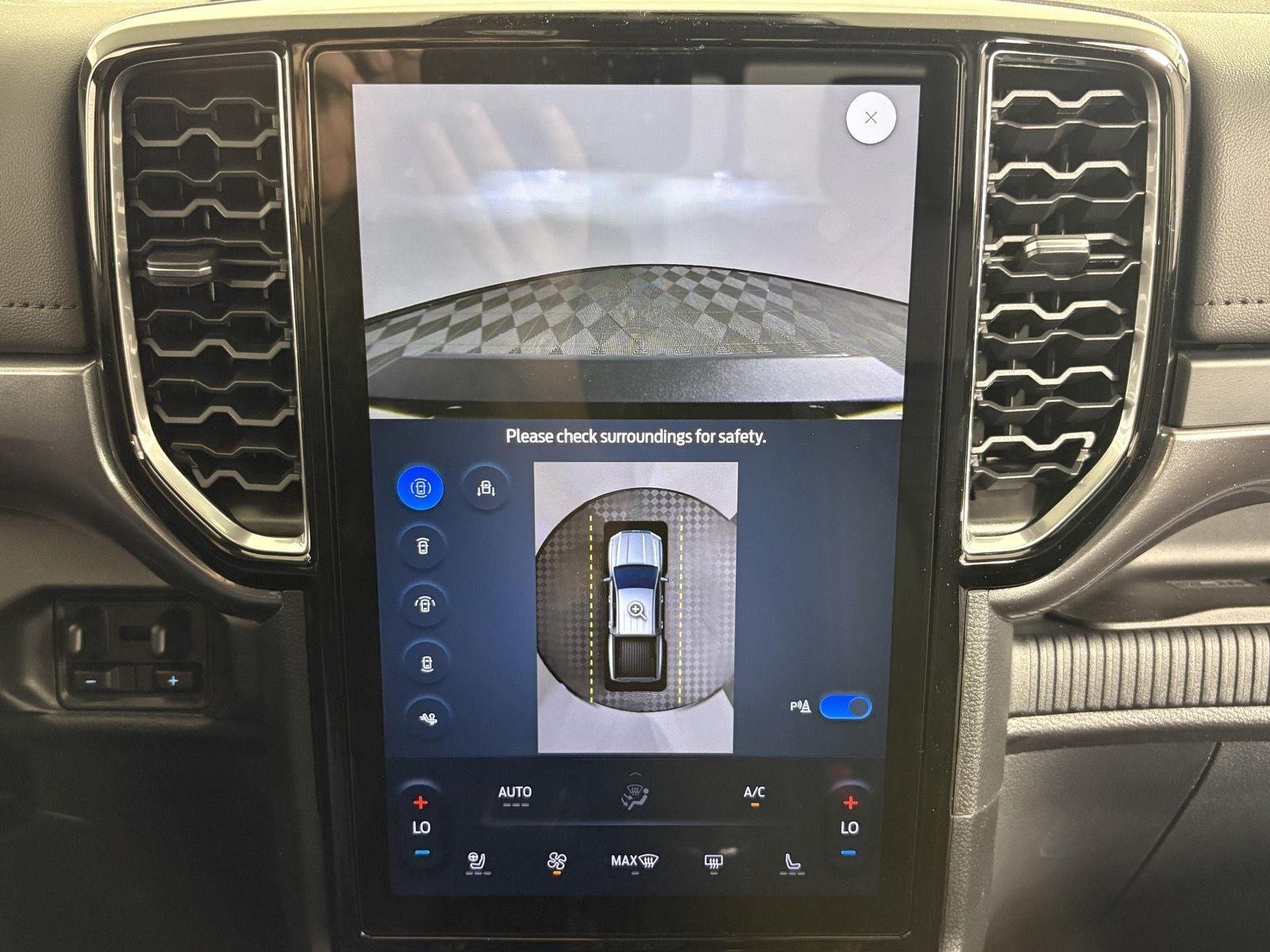 New 2026 Desert Sand Ford LARIAT image 39