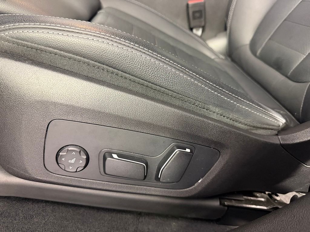 Certified Used 2025 Black BMW xDrive30i image 24