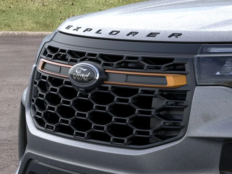 New 2026 Carbonized Gray Metallic Ford Tremor® image 17