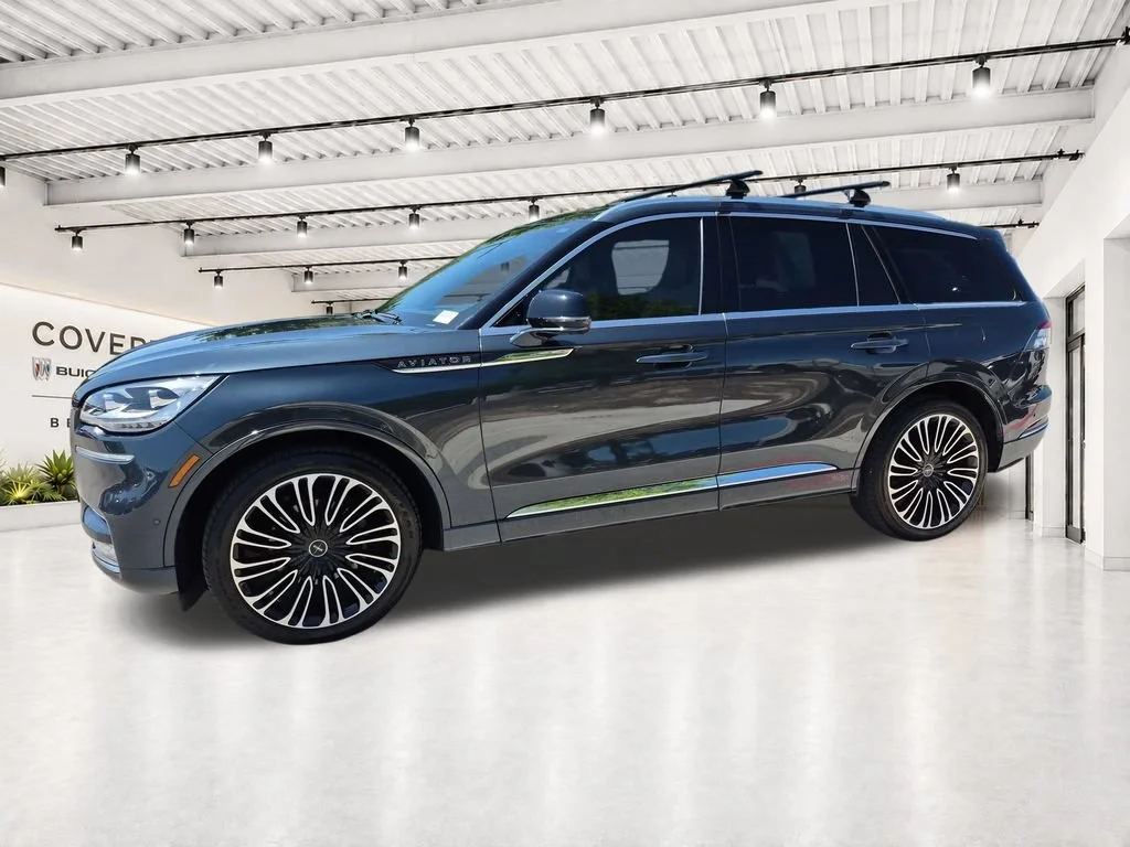 Used 2023  Lincoln Black Label image 5