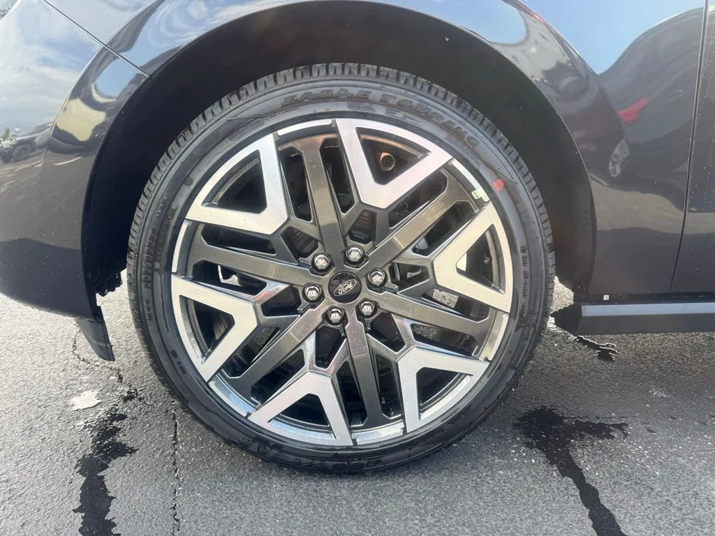 New 2026 Dark Matter Gray Metallic Ford MAX Platinum® image 11