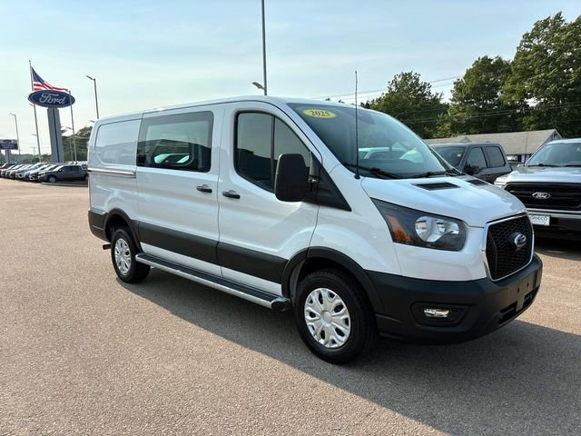 2025 Ford Transit-250 