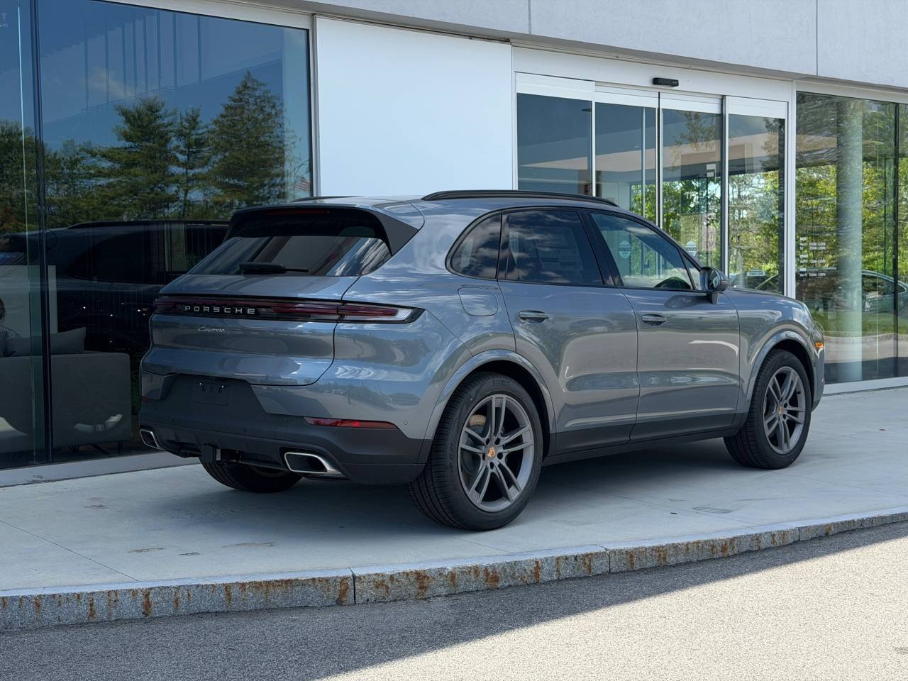 2026 Porsche Cayenne Base - Photo 9