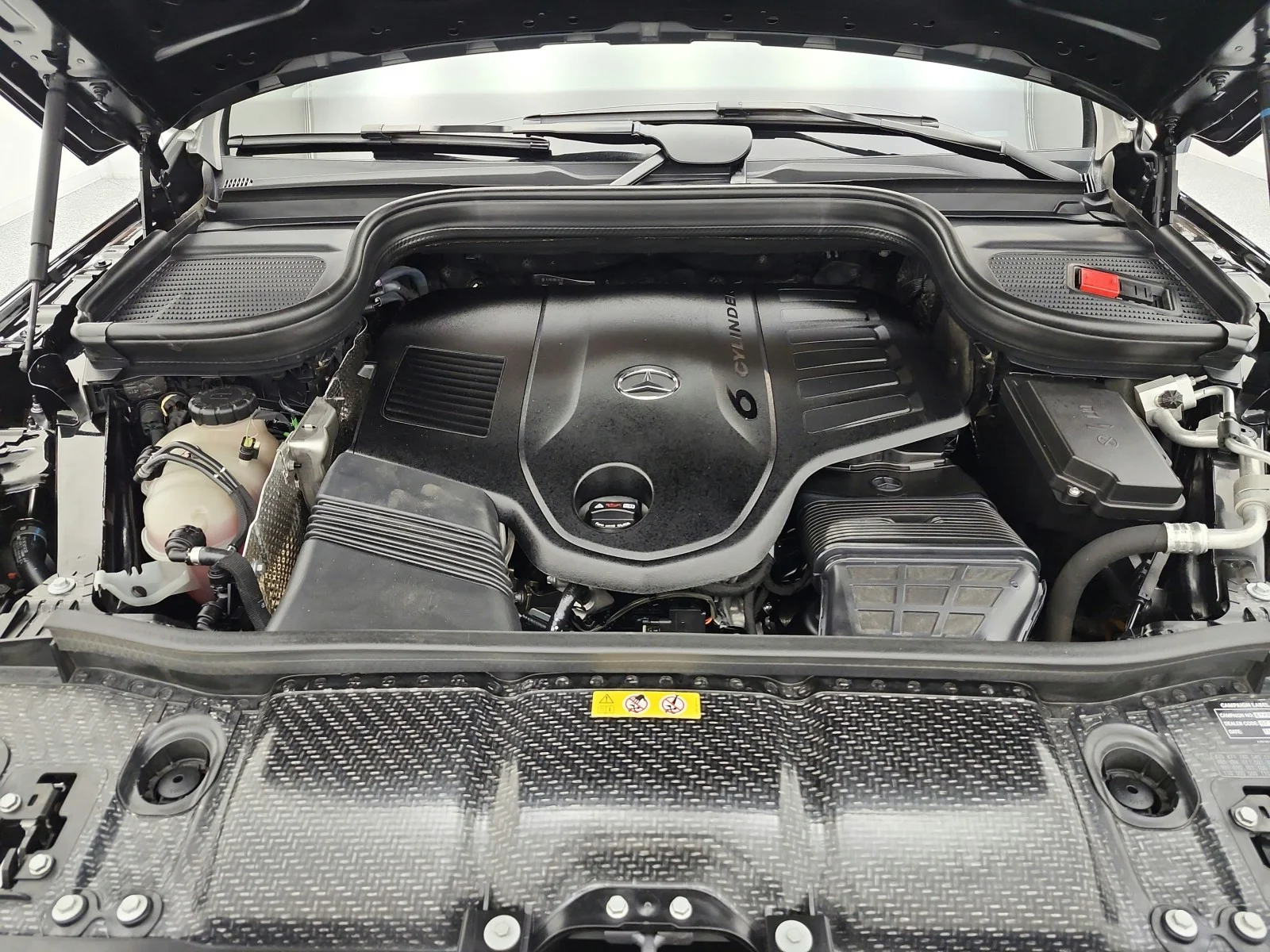 Certified Used 2023 Black Mercedes-Benz GLE 450 4MATIC® SUV image 23