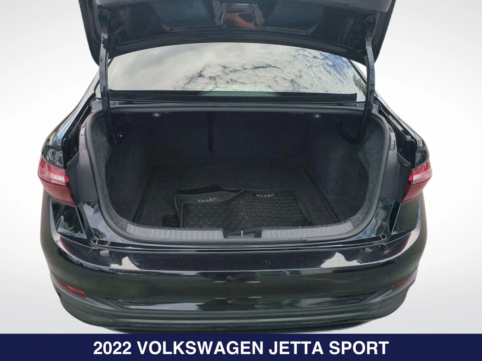 Used 2022 Black Volkswagen 1.5T Sport image 23