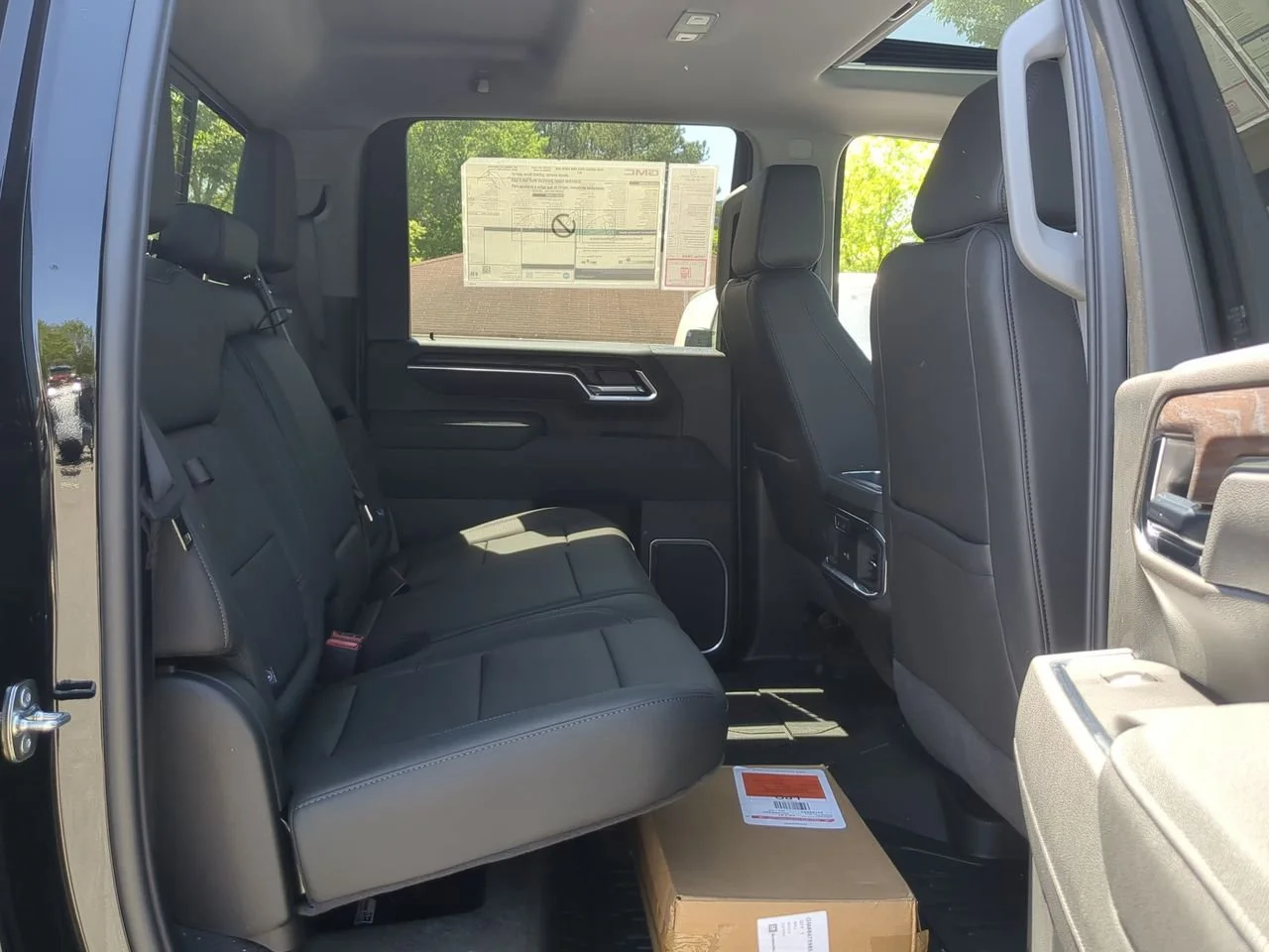 New 2026 Onyx Black GMC SLT image 28