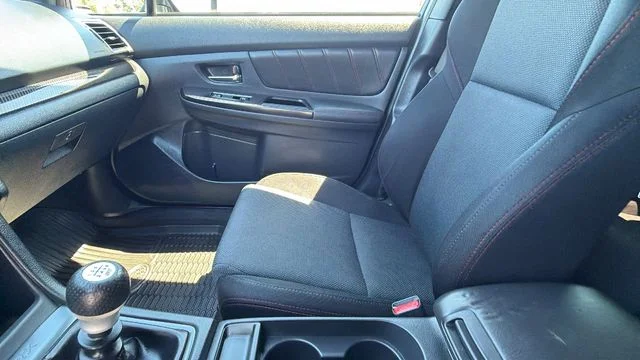 Used 2021 Blue Subaru Base image 22