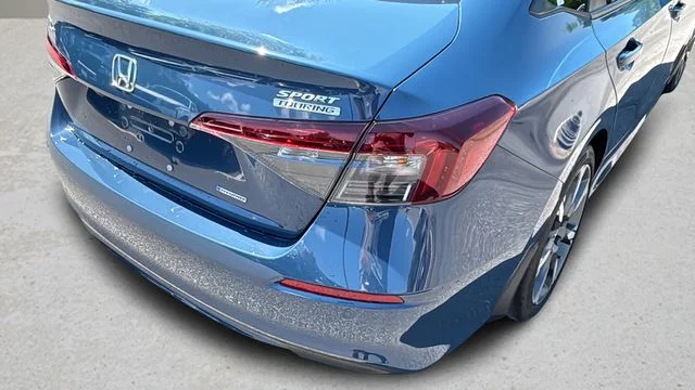 Used 2025  Honda Sport image 40
