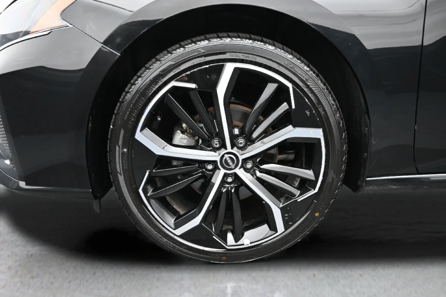 Used 2025 Black Nissan SR image 10