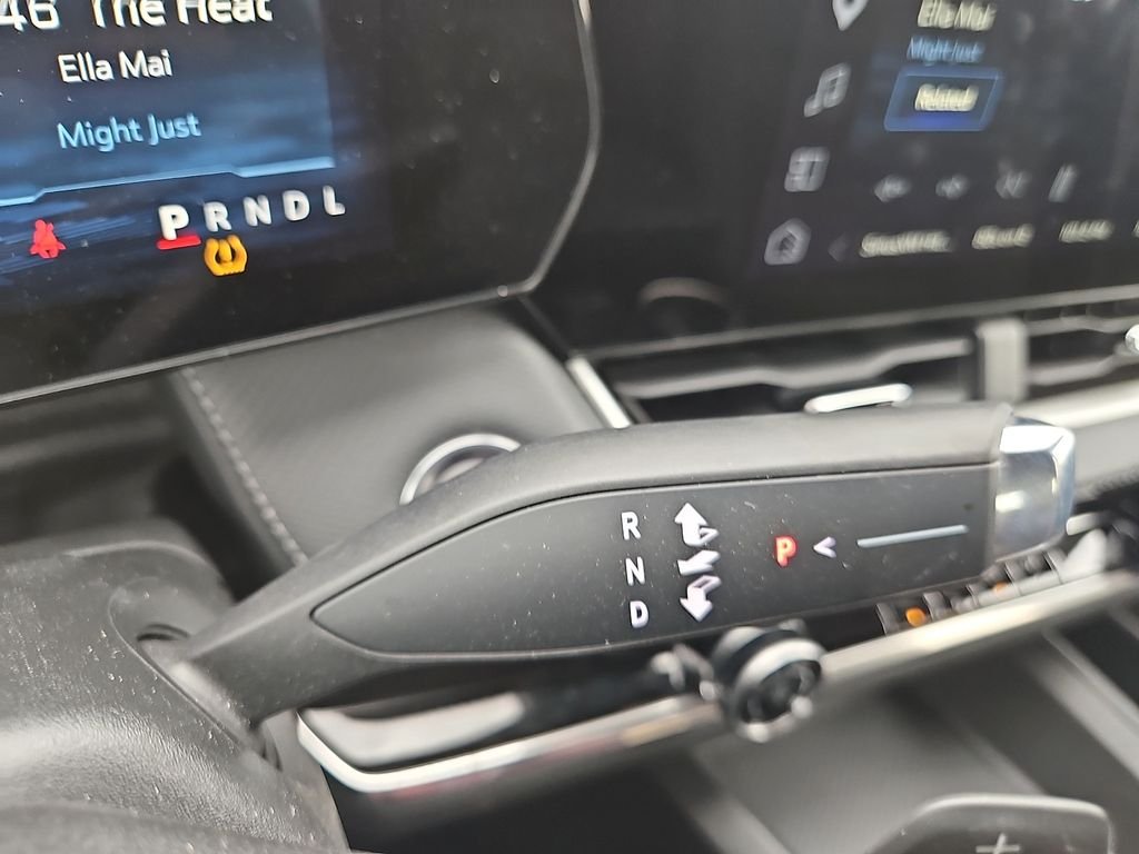 Used 2025 Black Chevrolet LT image 19