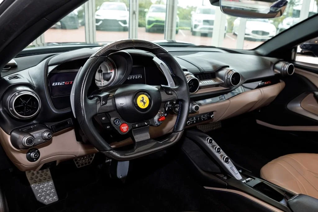 Used 2022 Blu Pozzi Ferrari  image 9