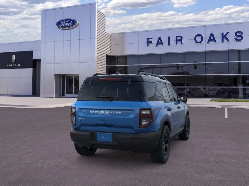New 2026 Velocity Blue Metallic Ford Outer Banks image 39
