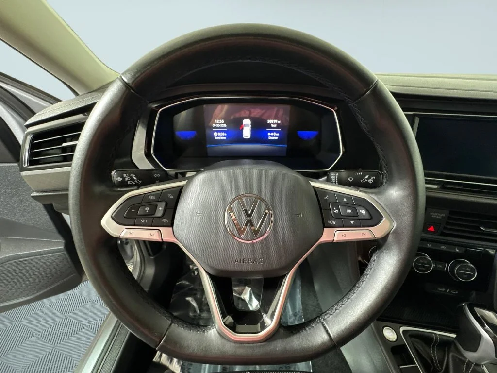 Used 2024 Blue Volkswagen 1.5T SE image 26