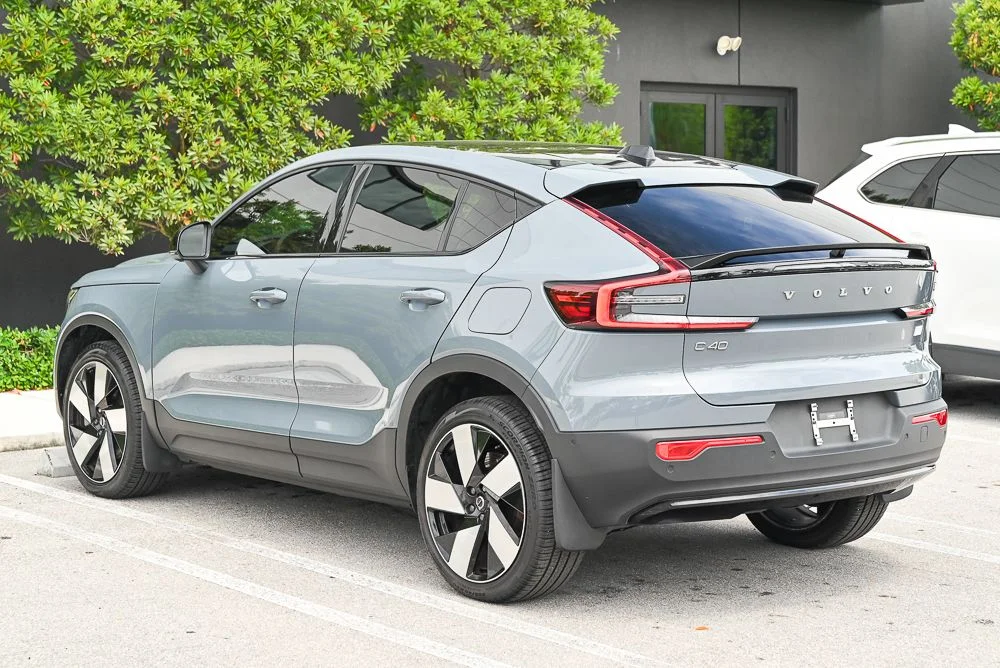 Used 2023 Gray Volvo Ultimate image 6