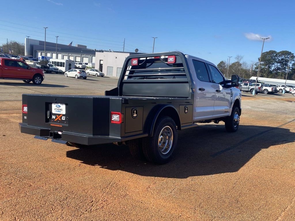 New 2026 Oxford White Ford F-350® XLT image 3