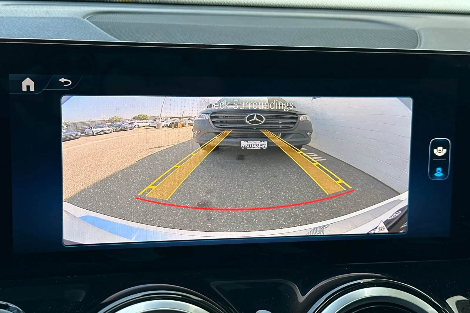 New 2026 Polar White Mercedes-Benz GLB 250 image 16