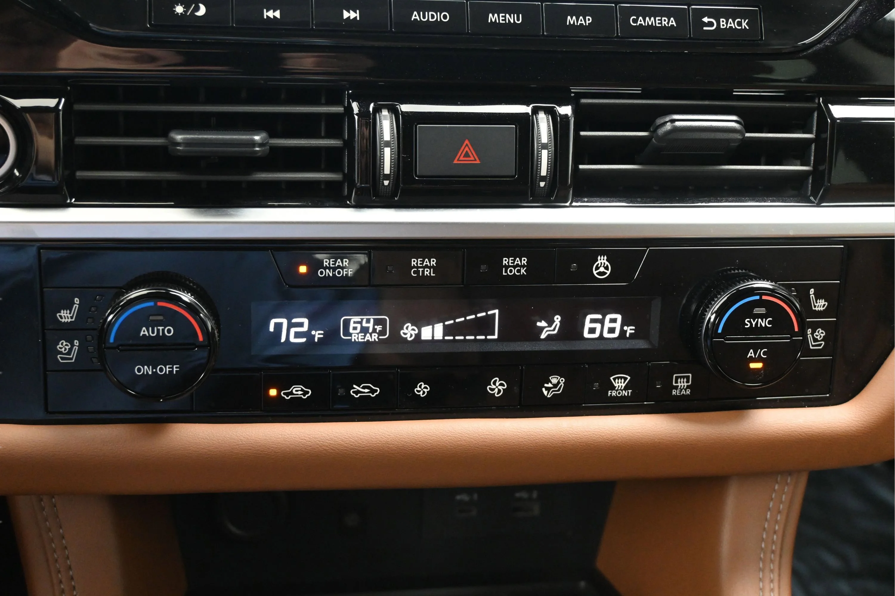 Certified Used 2024 Boulder Gray Pearl Nissan Platinum image 20