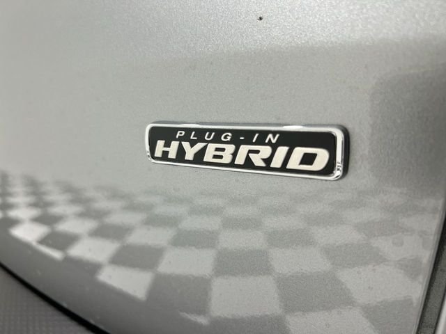 Used 2024 Silver Ford Base image 19
