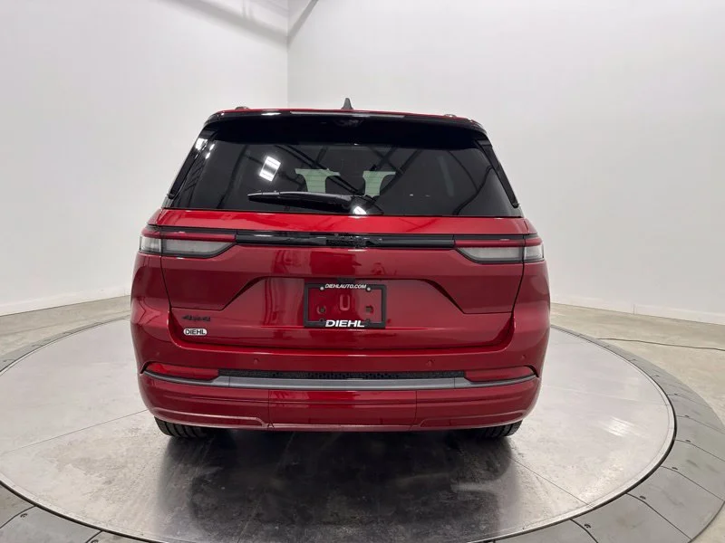 New 2027 Red Hot Pearlcoat Jeep Limited Reserve image 6