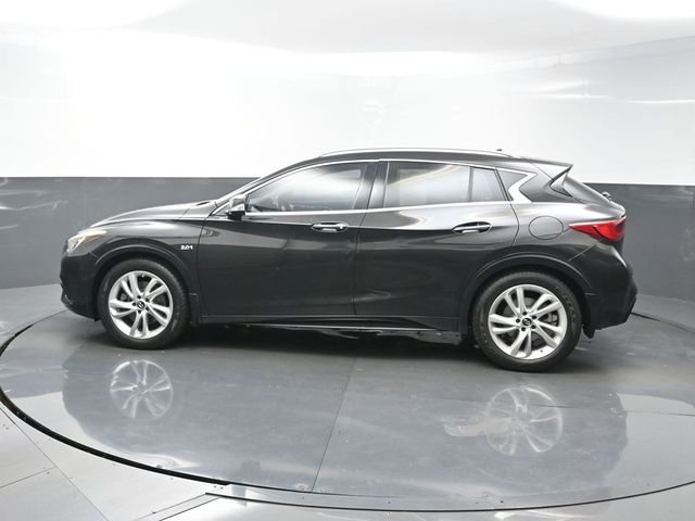 Used 2019 Black INFINITI LUXE image 4