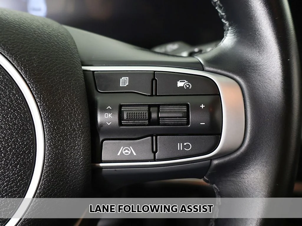 Certified Used 2024 White Kia X-Line image 4
