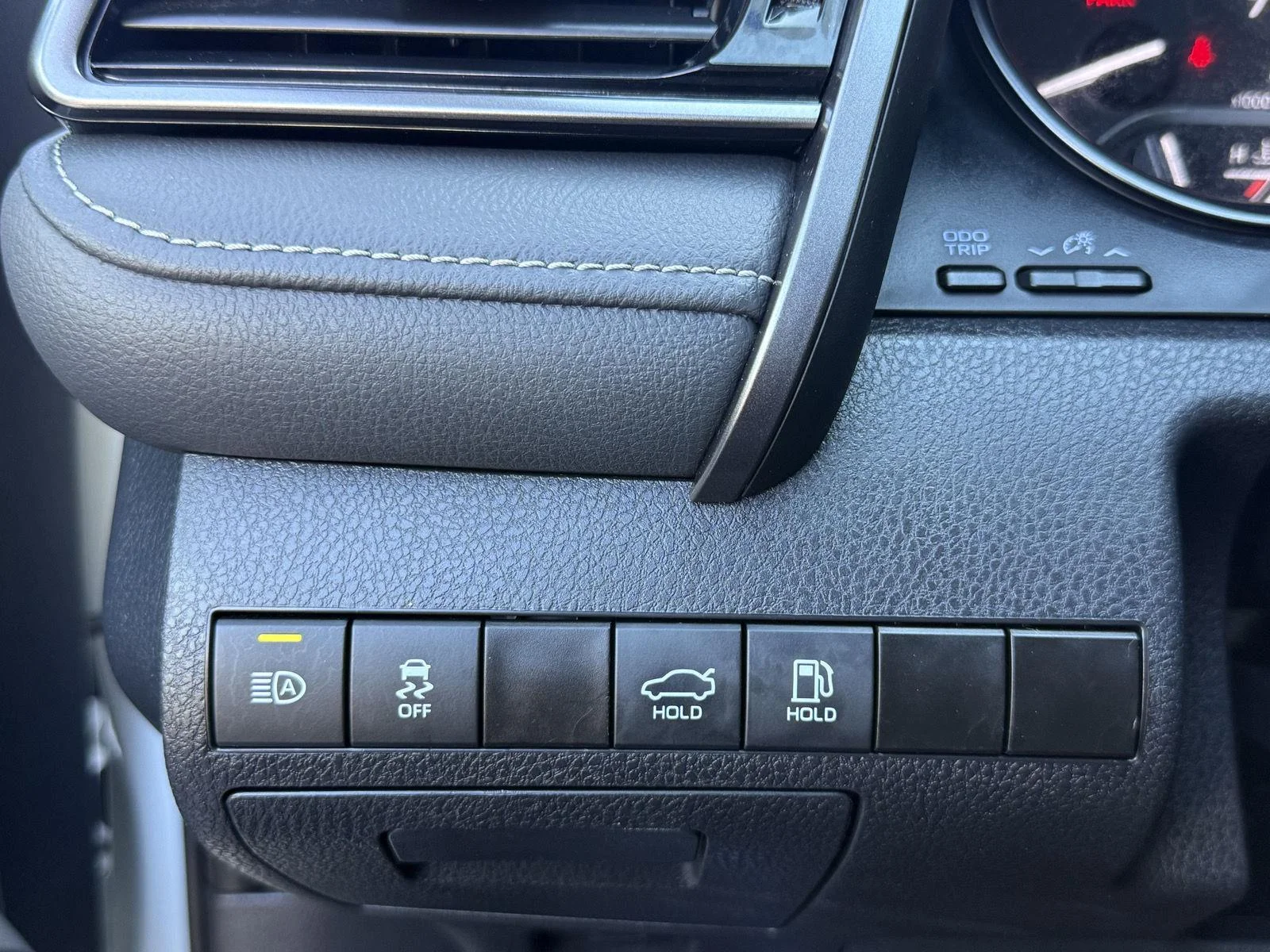 Used 2023 Ice Cap Toyota SE image 19