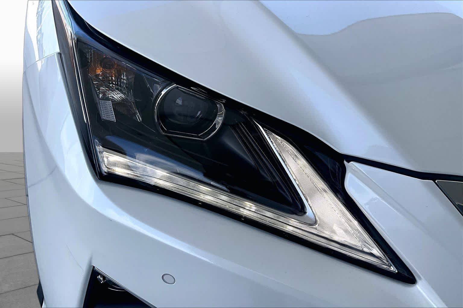 Used 2016 Eminent White Pearl Lexus  image 24