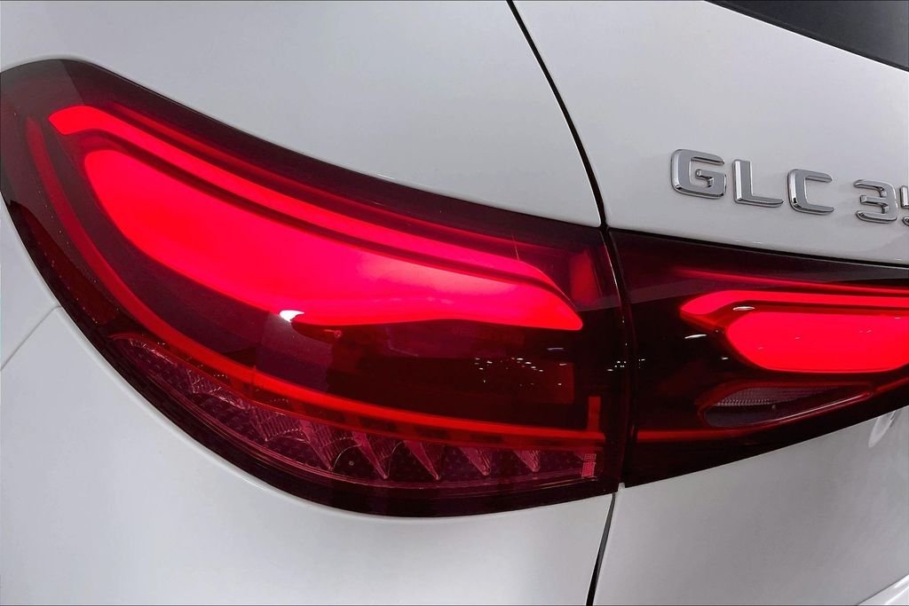 2025 Mercedes-Benz GLC Base - Photo 24
