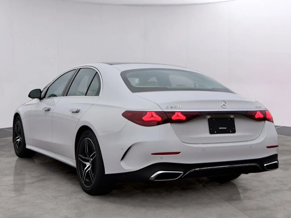 New 2026 MANUFAKTUR Moonlight White Metallic Mercedes-Benz E 350 image 49