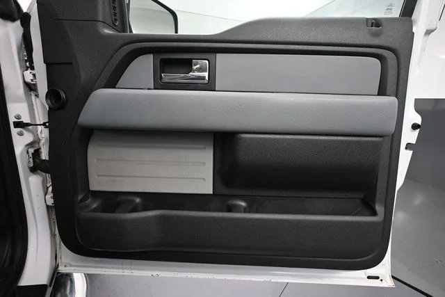 Used 2012 White Ford XLT image 39