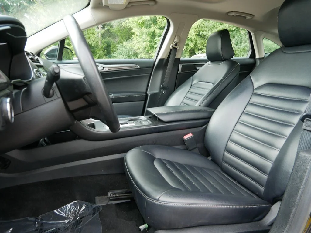 Certified Used 2020 Black Ford SEL image 11