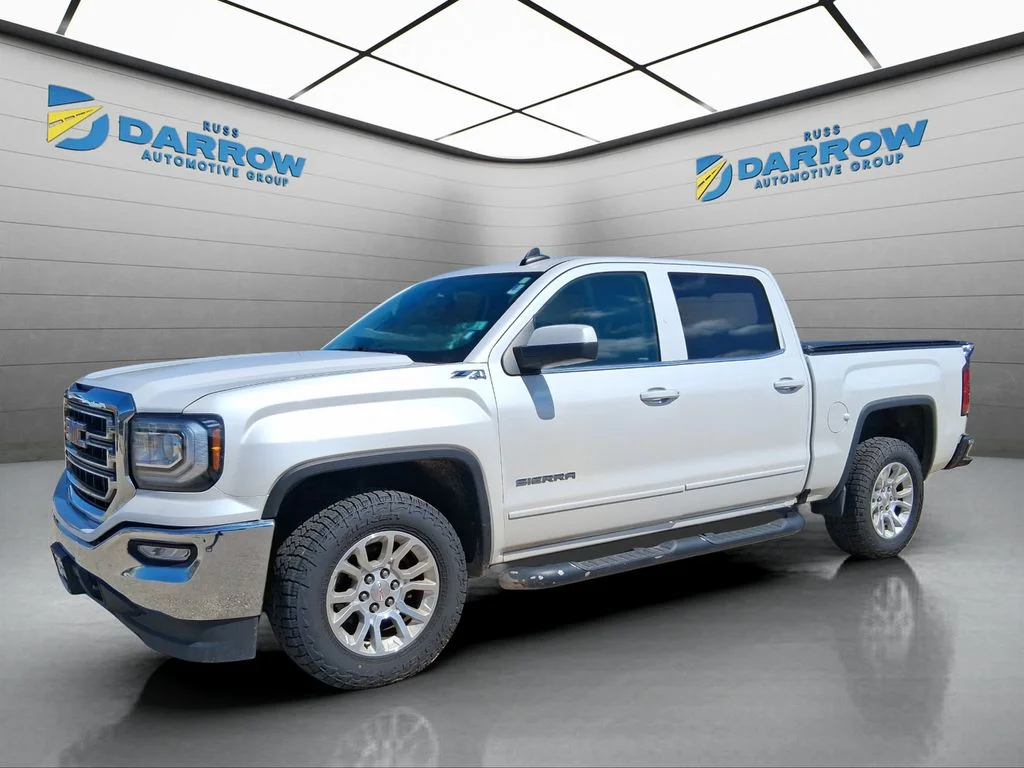 2017 GMC Sierra 4WD Crew Cab Short Box SLE's photo