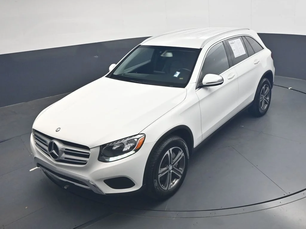 Used 2016  Mercedes-Benz GLC 300 image 34