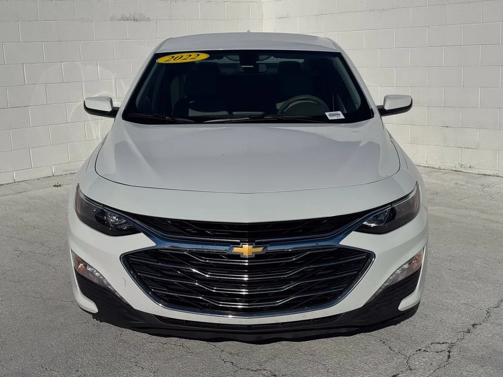 Used 2022 SUMMIT WHITE Chevrolet LT image 8