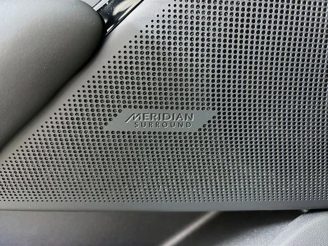 New 2026 Gold Land Rover Dynamic SE image 20