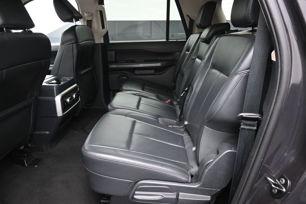 Used 2024 Gray Ford XLT image 26