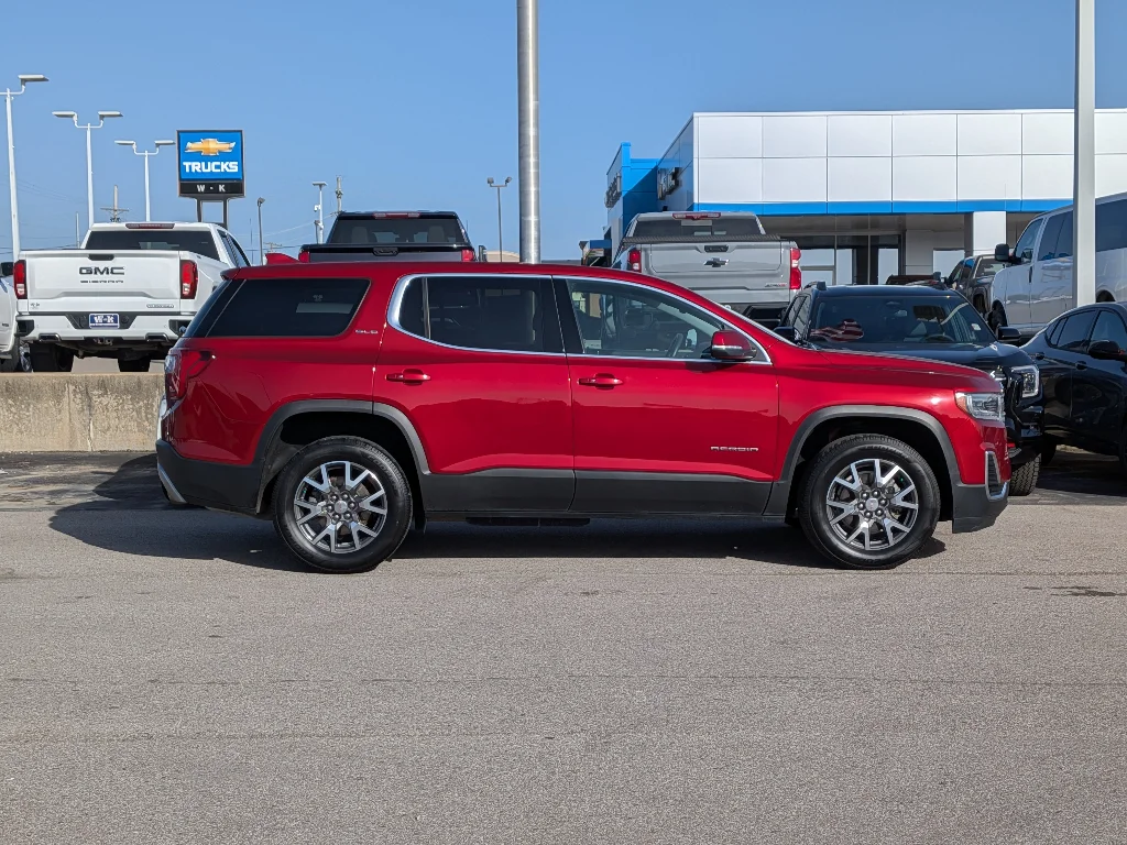 Used 2021 GMC Acadia SLE with VIN 1GKKNKLA5MZ198798 for sale in Kansas City