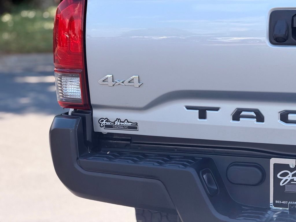 Certified Used 2022 Silver Toyota SR image 12